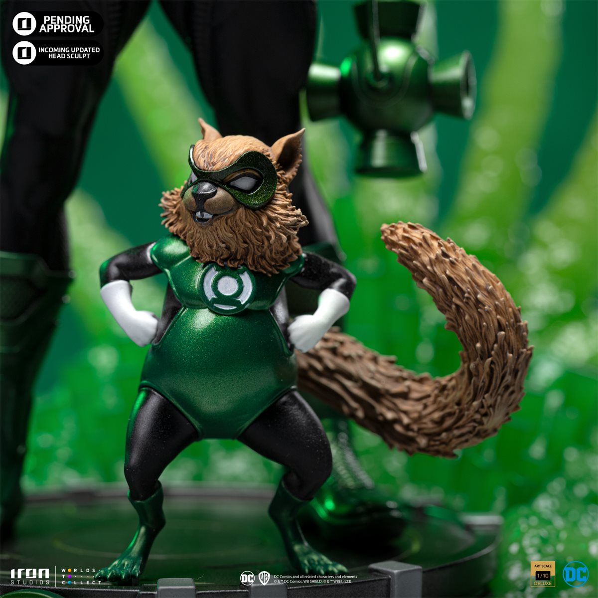 1210-green-lantern-unleashed-deluxe-limited-edition-1-10-art-scale-statue-1.jpg