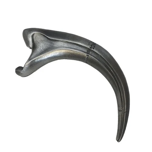 1247-jurassic-park-fossil-raptor-claw-metal-bottle-opener-1.webp