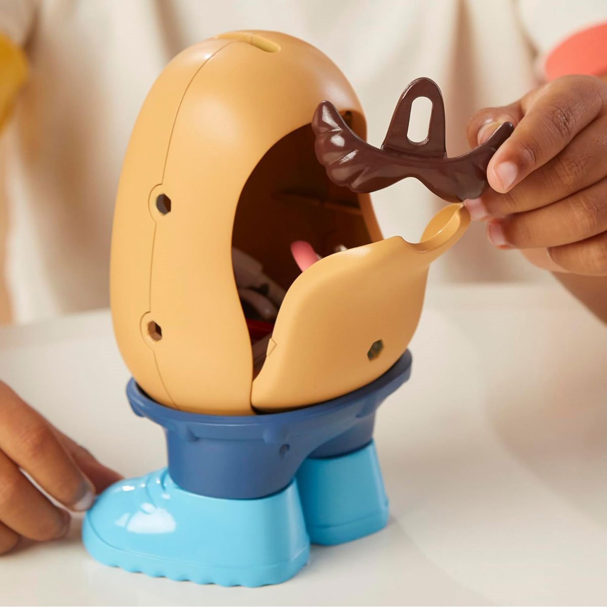 1282-mr-potato-head-and-mrs-wave-1-case-of-3-1.jpg