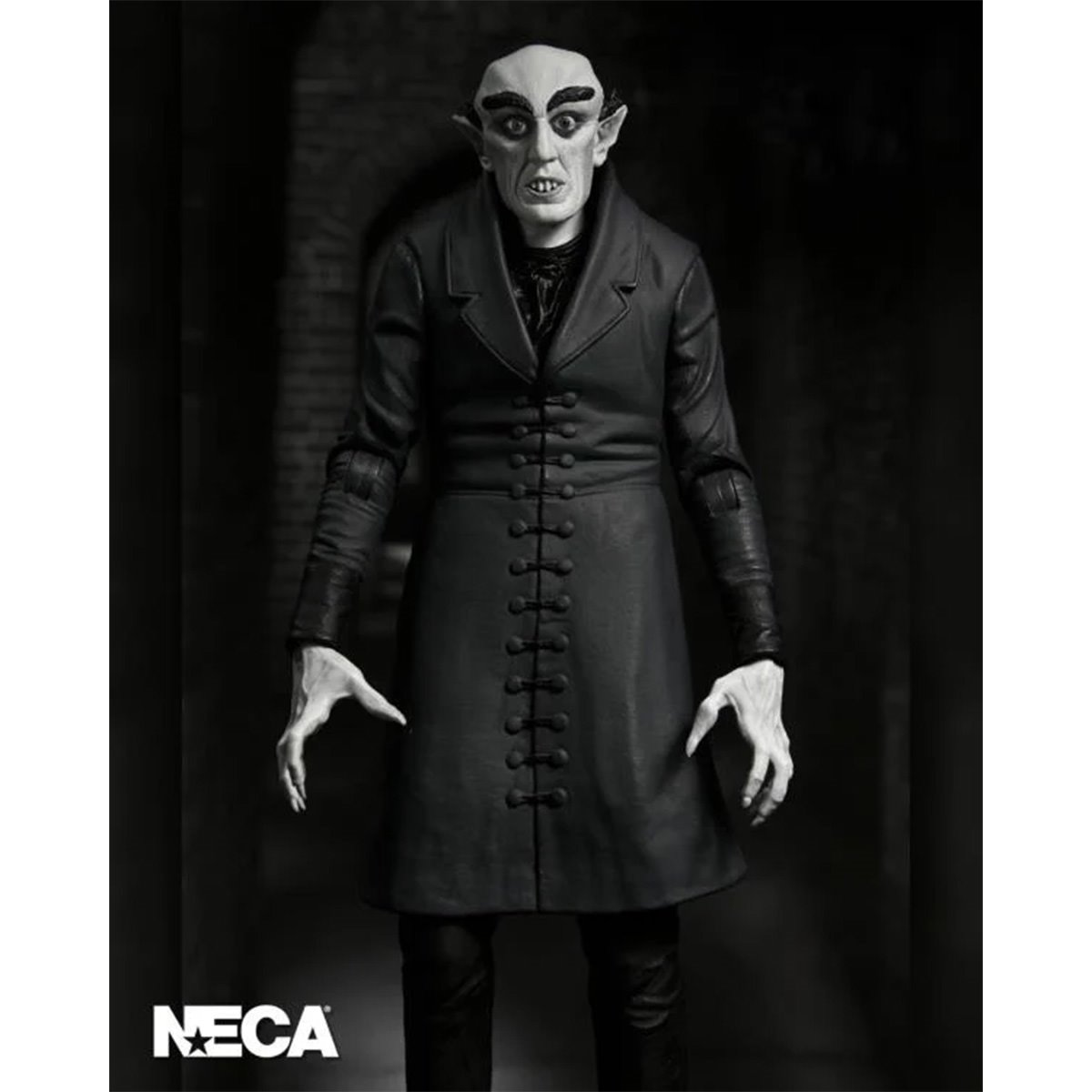 1331-nosferatu-ultimate-count-orlok-black-white-7-inch-scale-action-figure-1.webp