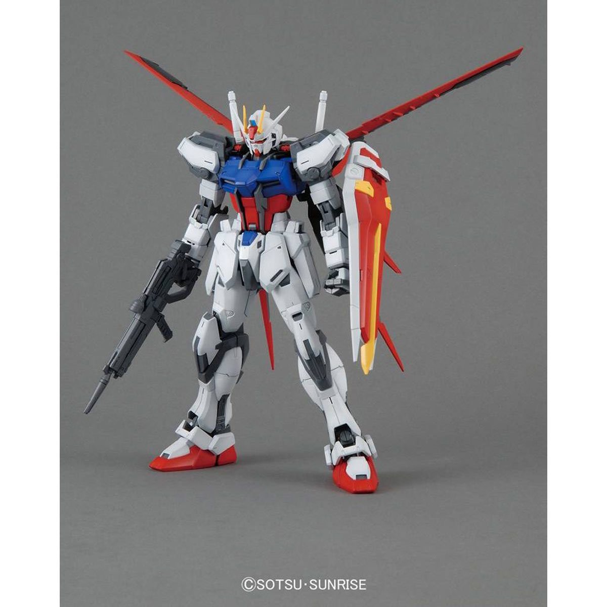 156-mobile-suit-gundam-seed-aile-strike-gundam-ver-rm-master-grade-1-100-scale-model-kit-1.webp