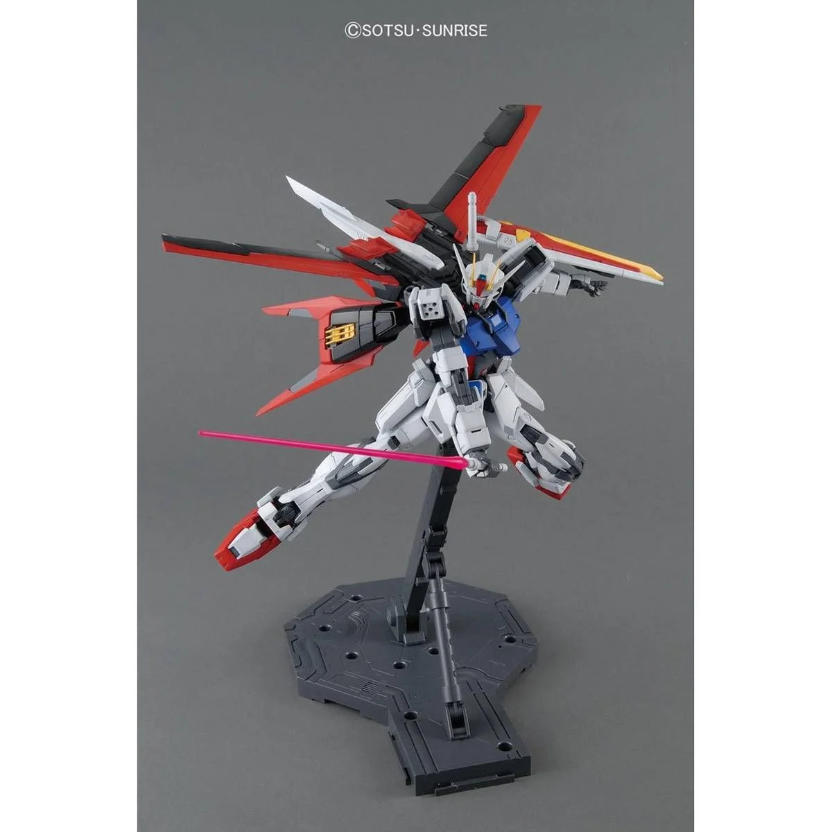 156-mobile-suit-gundam-seed-aile-strike-gundam-ver-rm-master-grade-1-100-scale-model-kit-1.webp