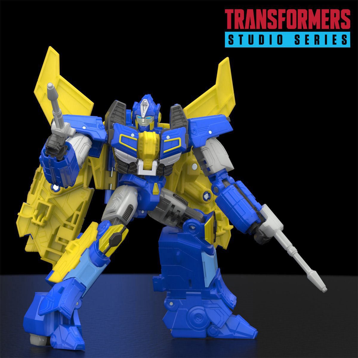 317-transformers-studio-series-premier-voyager-wave-26-case-of-3-1.jpg