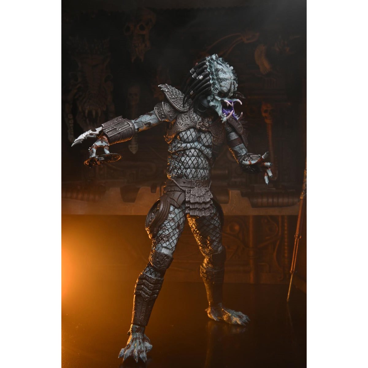 507-predator-2-ultimate-warrior-predator-7-inch-scale-action-figure-1.webp