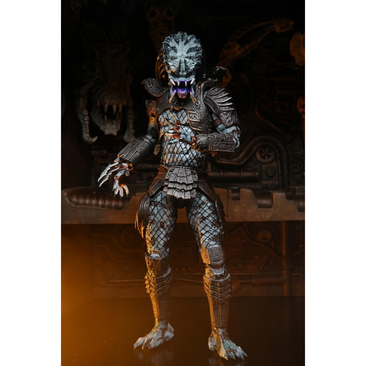 507-predator-2-ultimate-warrior-predator-7-inch-scale-action-figure-1.webp