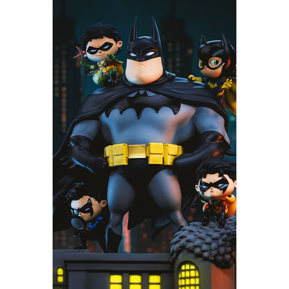 546-batman-family-dc-comics-animated-icons-1-10-deluxe-art-scale-limited-edition-statue-1.jpg