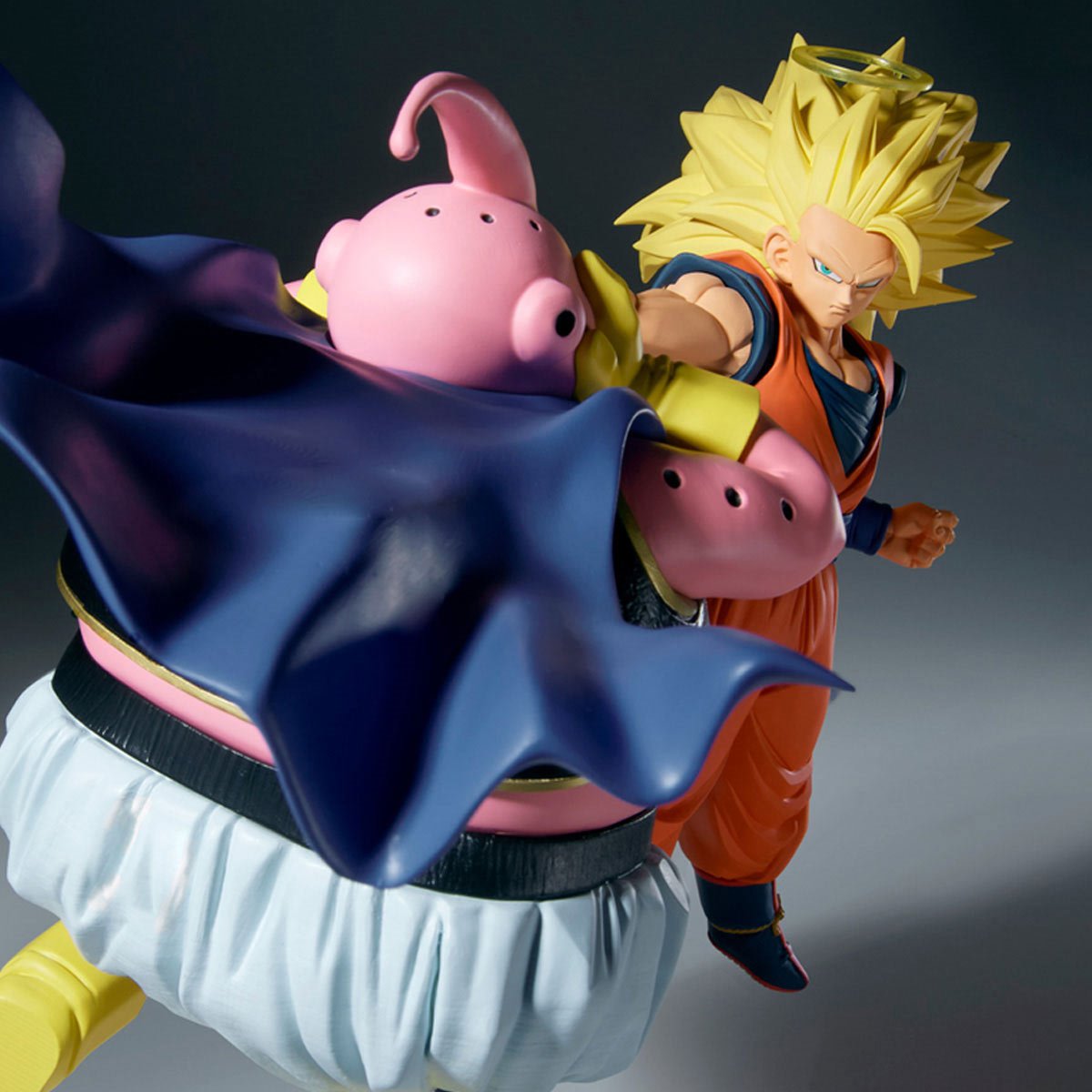 559-dragon-ball-z-super-saiyan-3-goku-vs-majin-buu-match-makers-statue-1.jpg