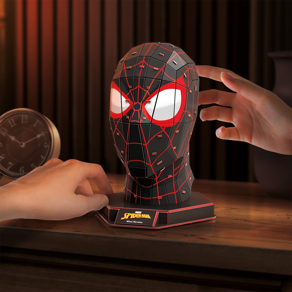 579-marvel-4d-build-miles-morales-mask-3d-puzzle-model-kit-1.jpg