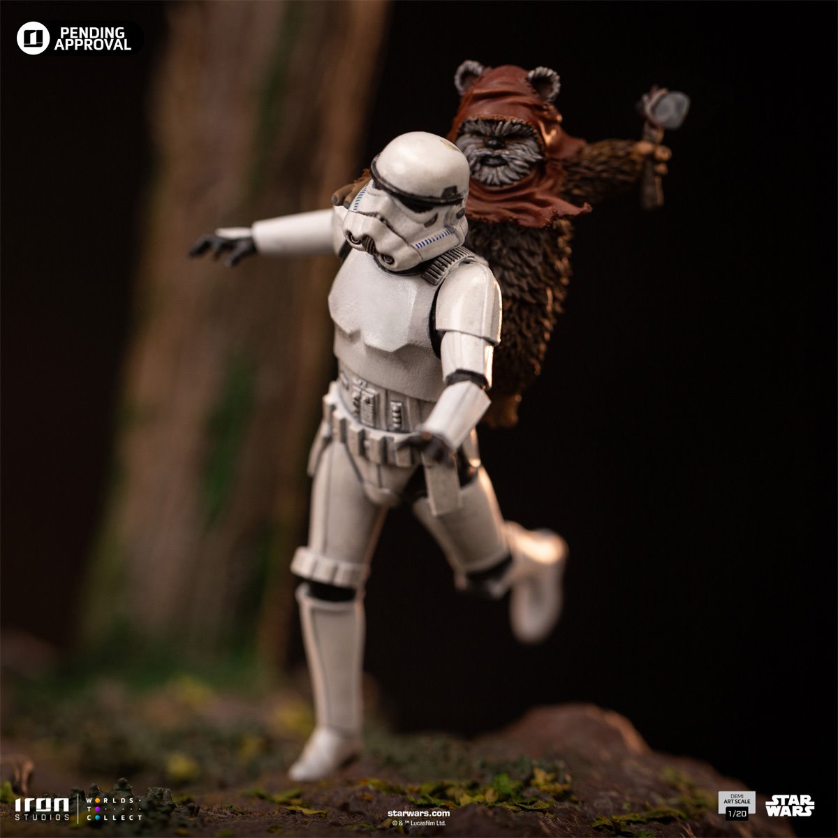 586-star-wars-return-of-the-jedi-at-st-and-chewbacca-1-20-demi-art-scale-limited-edition-statue-1.jpg