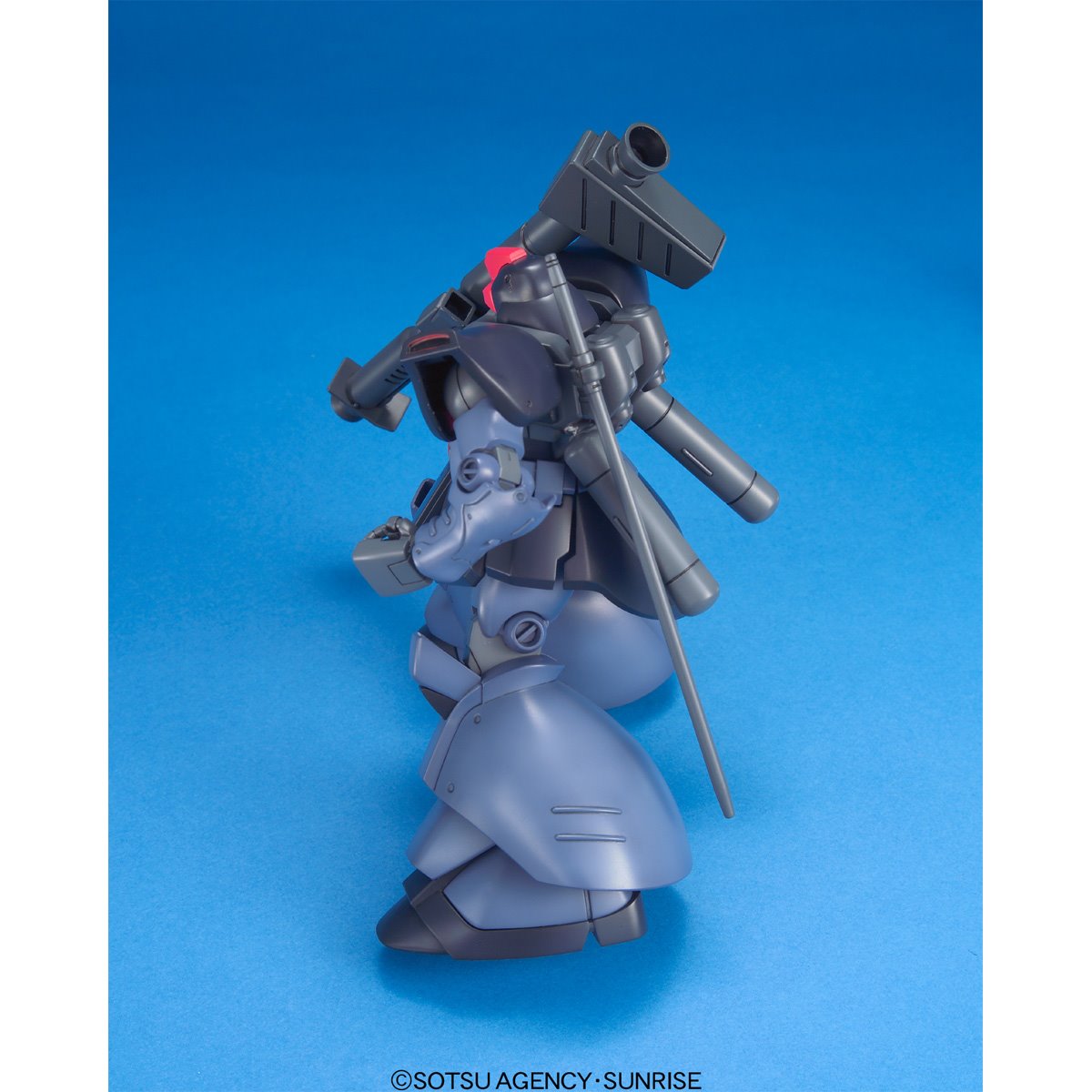670-mobile-suit-gundam-0080-rick-dom-ii-high-grade-1-144-scale-model-kit-1.jpg