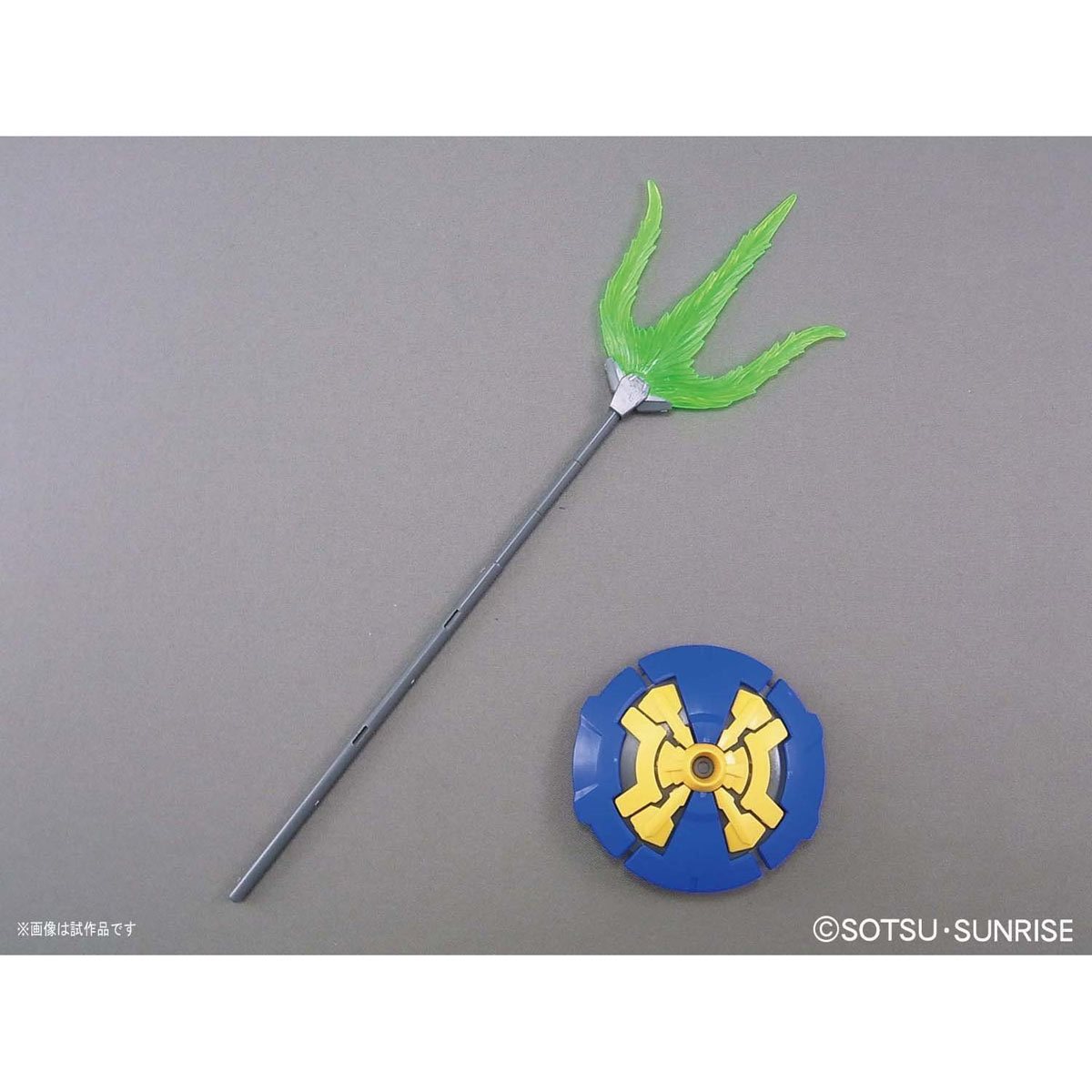 673-mobile-suit-gundam-wing-endless-waltz-shenlong-gundam-ew-master-grade-1-100-scale-model-kit-1.jpg