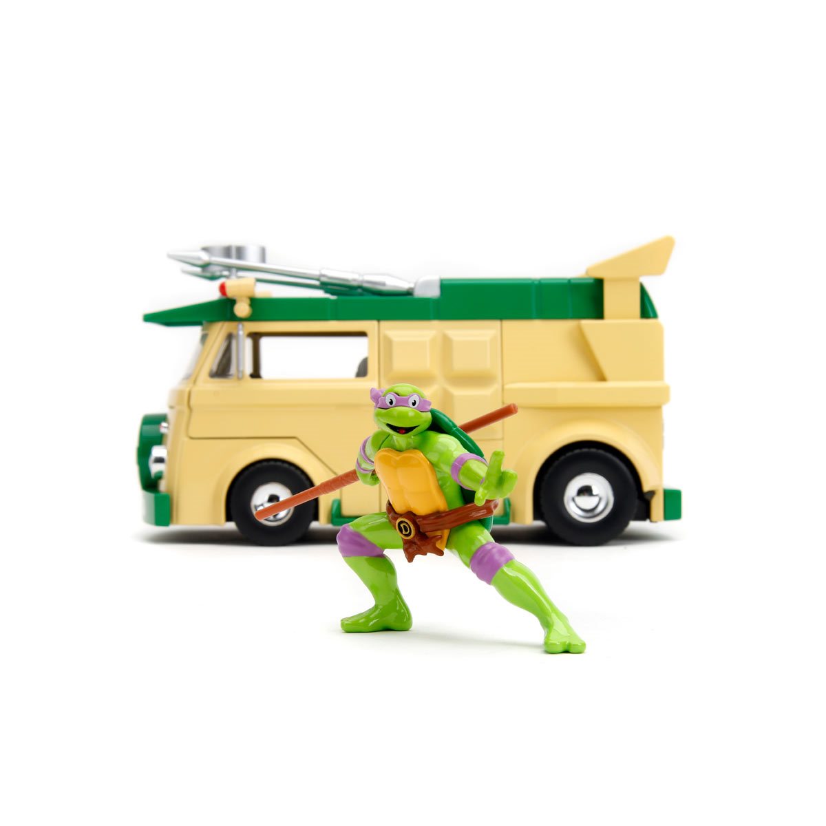 775-teenage-mutant-ninja-turtles-hollywood-rides-die-cast-metal-party-wagon-vehicle-with-donatello-figure-1.webp