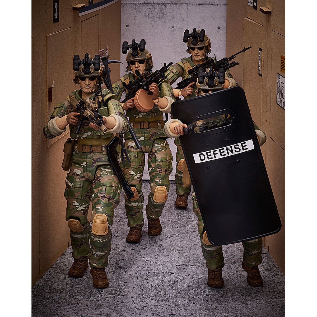 870-little-armory-special-forces-member-figma-action-figure-1.jpg